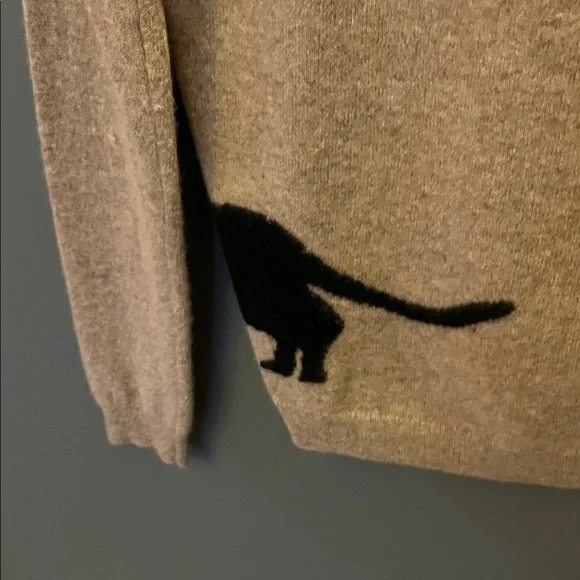 Philosophy Beige Sweater with Black Dog Motif - Picture 3 of 4
